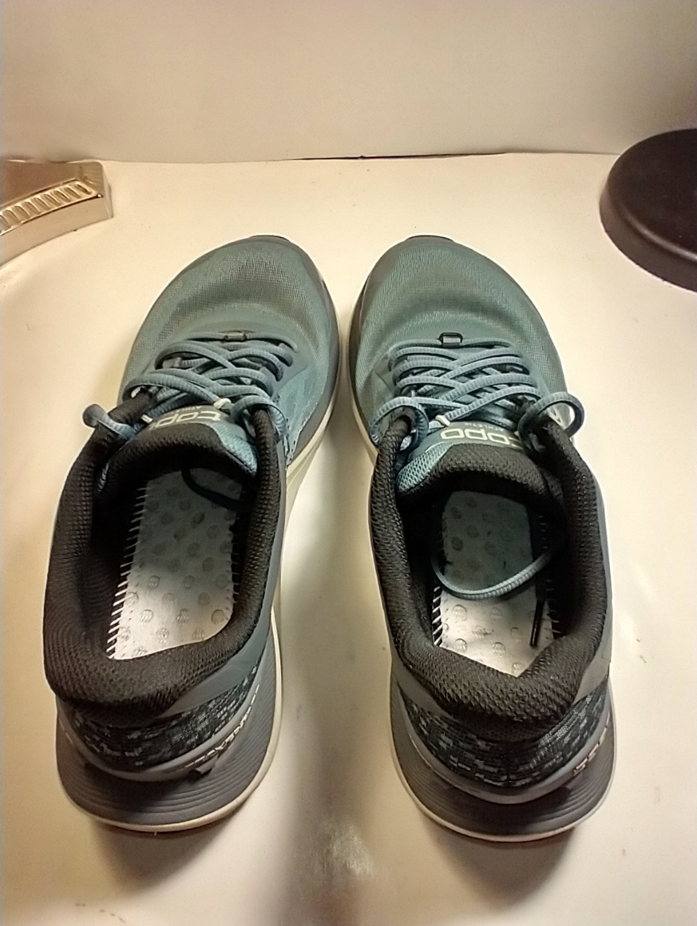 Topo Athletic Ultraventure 4 Stone/Grey Trail Running Shoes Women's sz 10.5. - Picture 8 of 11